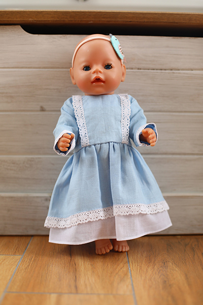 Кукольное платье голубого цвета